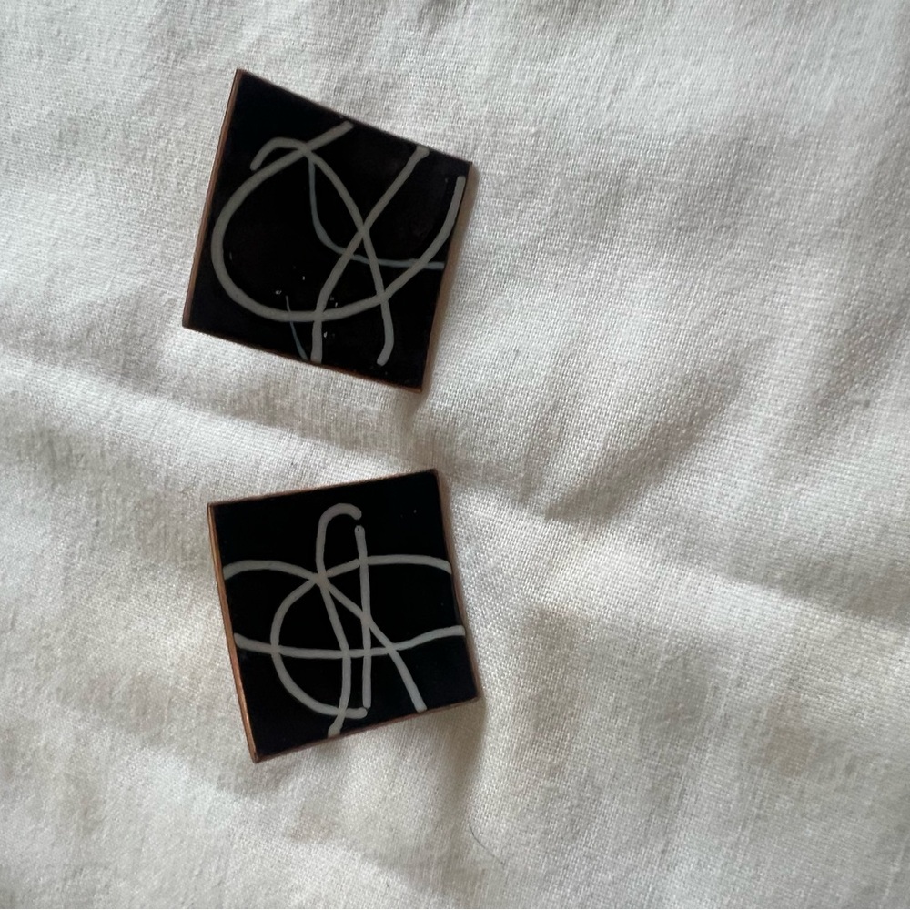 Vintage designer Black and white Abstract Square cuff links